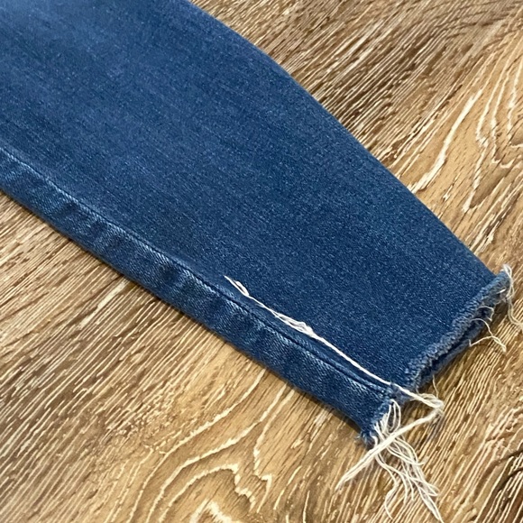 Women’s William Rast size 27 jeans. - Picture 3 of 6